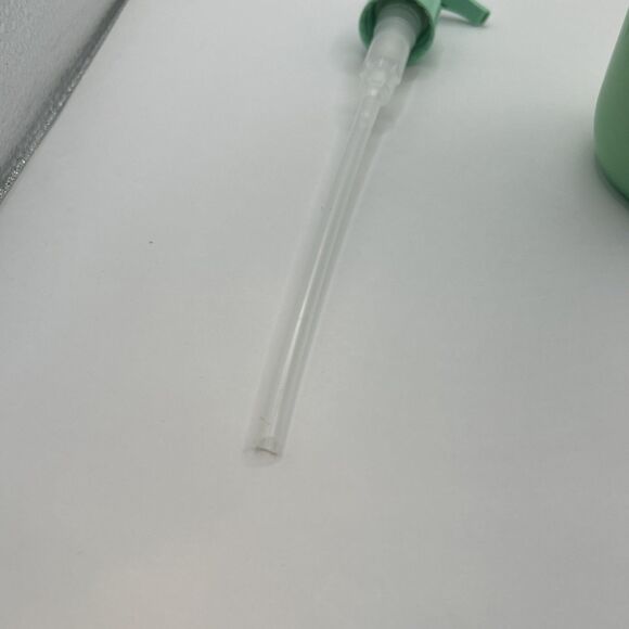 Isle Of Paradise Self Tanning Butter Shade MEDIUM 16.9 Fl Oz New + Pump - Picture 10 of 10